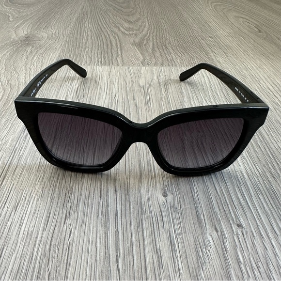 🆕 Ferragamo Black Acetate 53mm Square Sunglasses - Picture 3 of 13